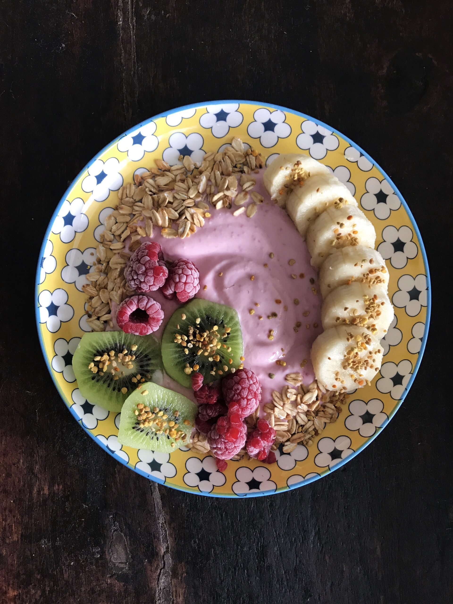 bowl-de-yogurt-avena-y-frutas-7-scaled