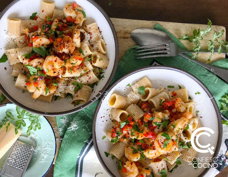 camarones-pimiento-rojo-aceite-oliva-pasta-integral-portada