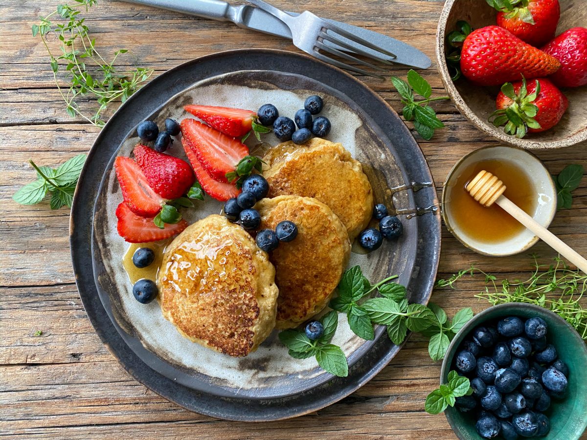 pancakes-avena-almendras-portada-1200x900-1
